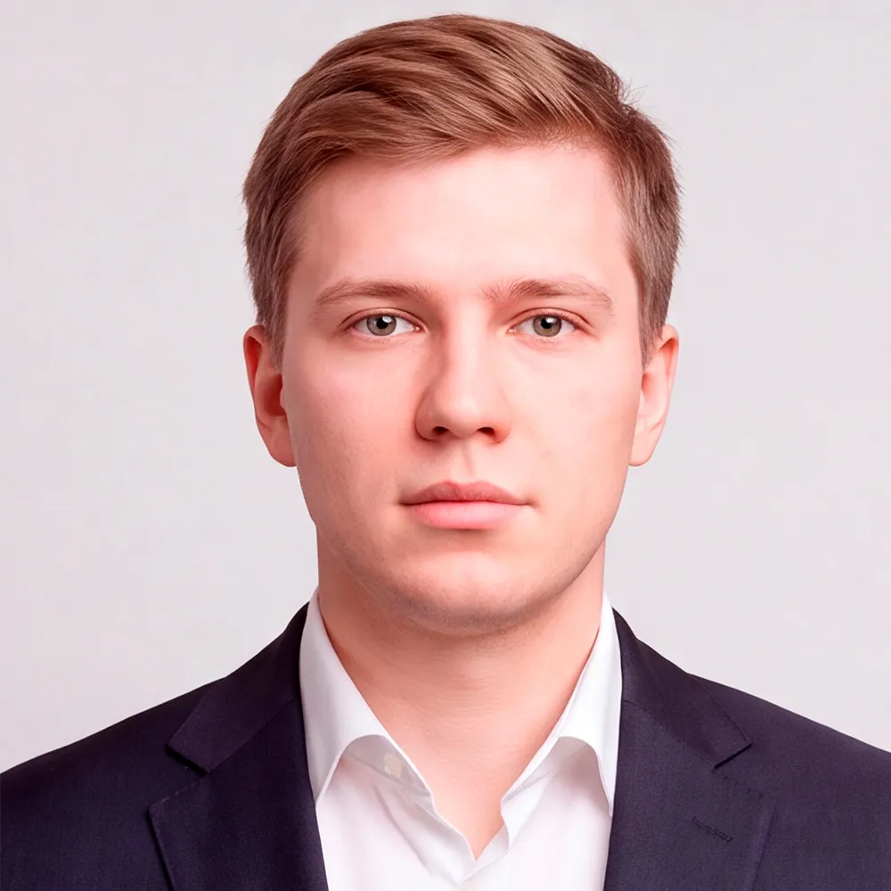 Илья Громов